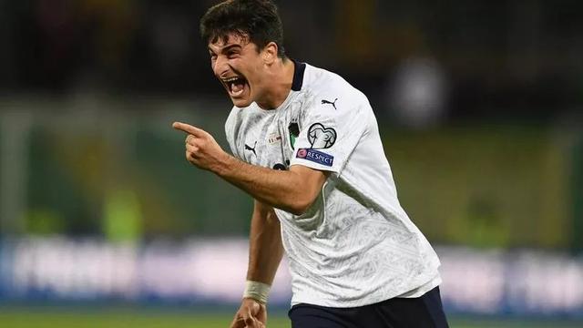 这为球队引 这为球队引